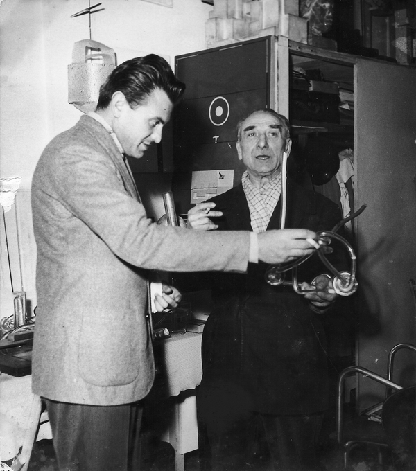 Gyula Kosice y Georges Vantongerloo