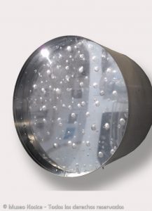 Aller Retour, plexiglás, cinetismo, 465 diám. x 28 cm, 2013
